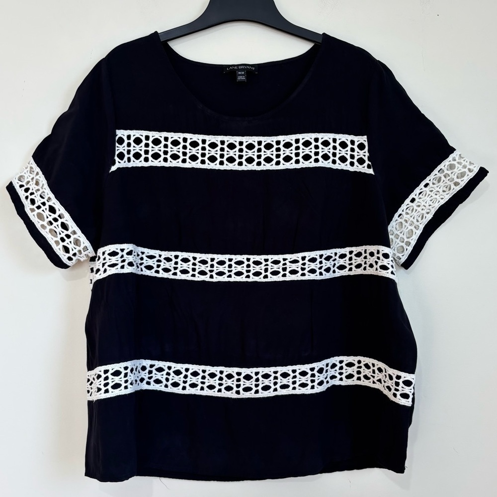 Lane Bryant boho white crochet striped black rayon short sleeve pullover blouse